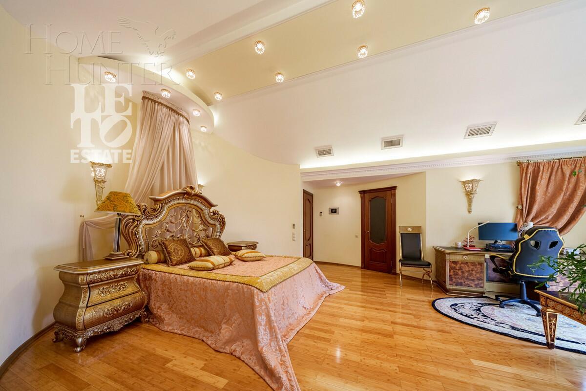 3-этажный коттедж 384.4 м² с отделкой