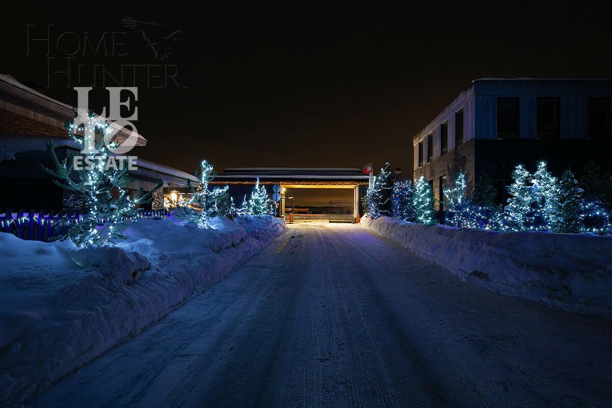 2-этажный коттедж 691.4 м² без отделки