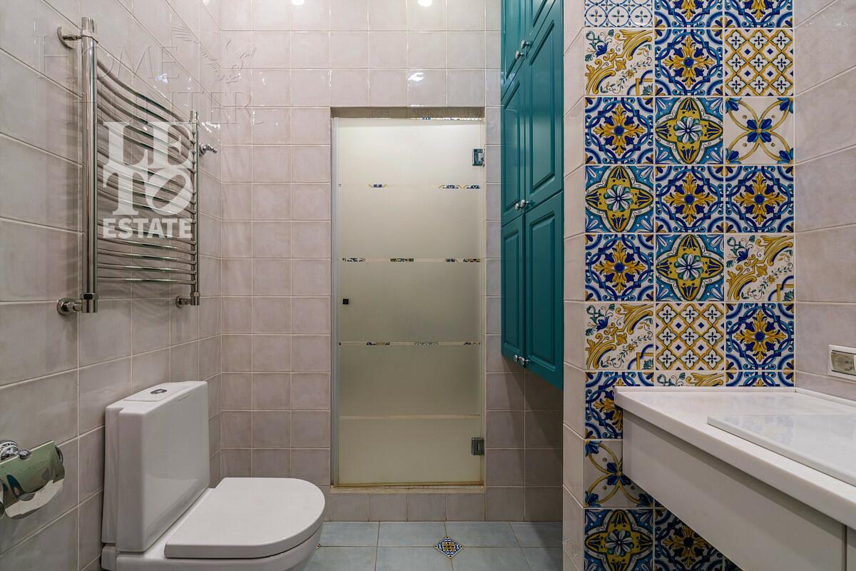 2-этажный коттедж 214 м² с отделкой