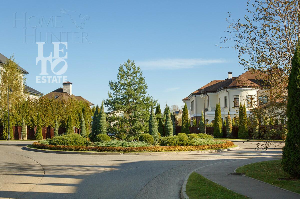 Участок 26.7 сот. в охраняемом поселке