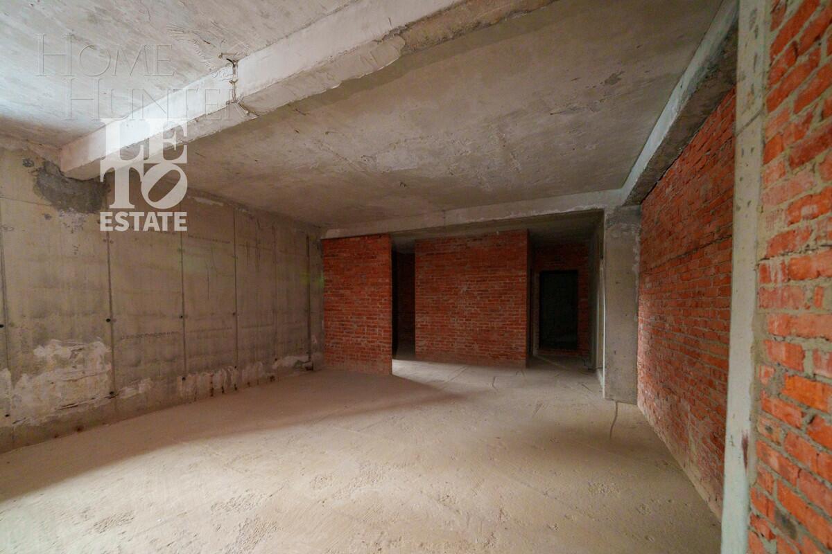 2-этажный коттедж 691.4 м² без отделки