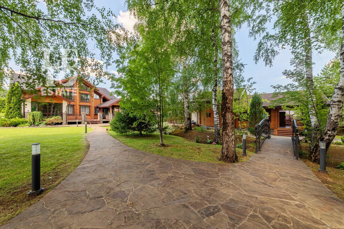 2-этажный коттедж 680 м² с отделкой