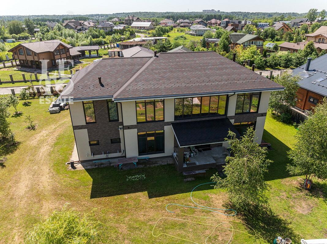 2-этажный коттедж 439 м² с отделкой