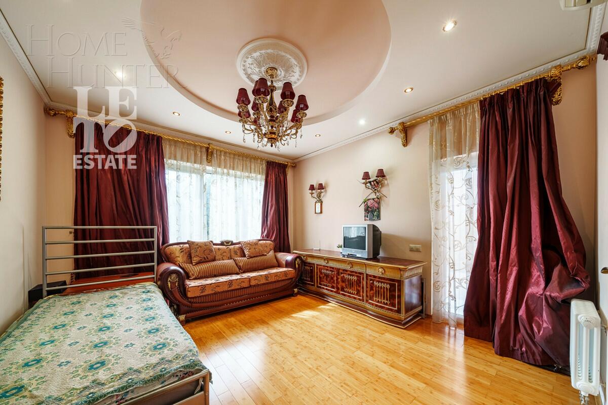 3-этажный коттедж 384.4 м² с отделкой