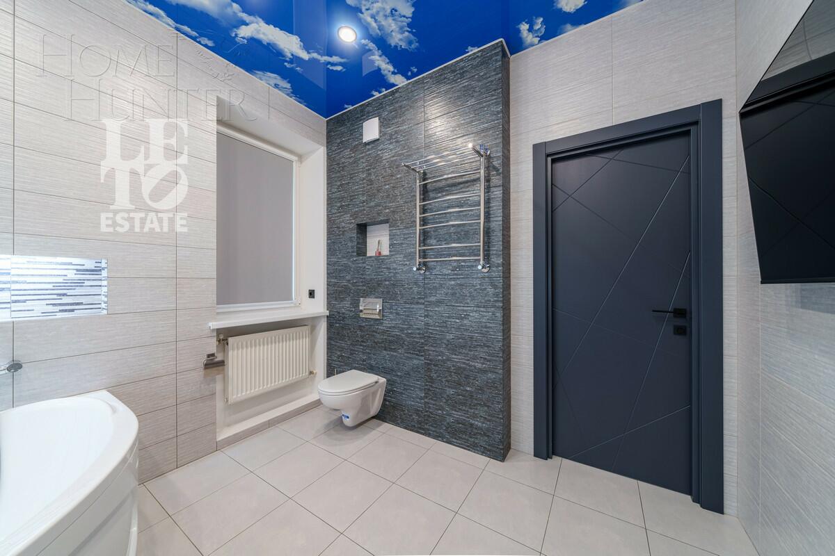 2-этажный коттедж 244 м² с отделкой