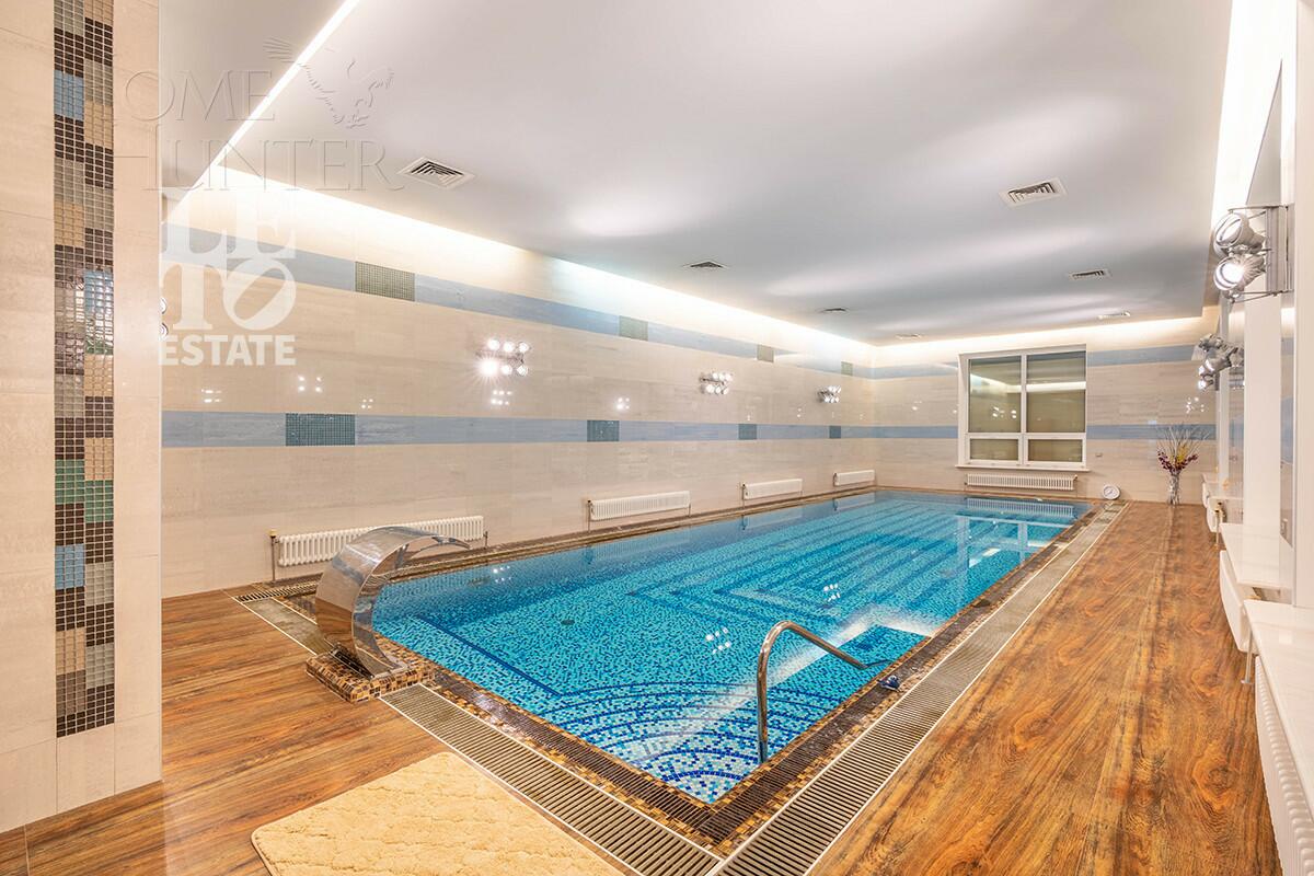 2-этажный коттедж 841 м² с отделкой