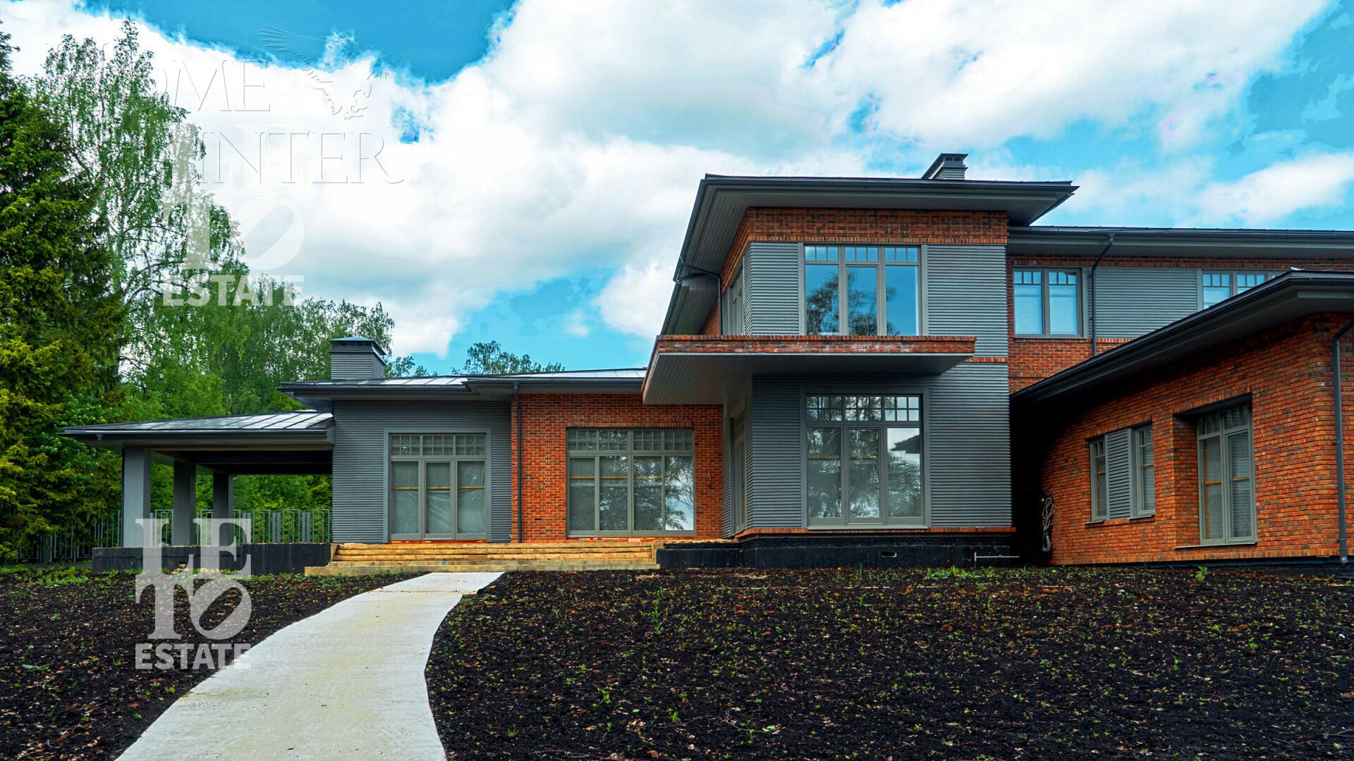 2-этажный коттедж 539.3 м² без отделки