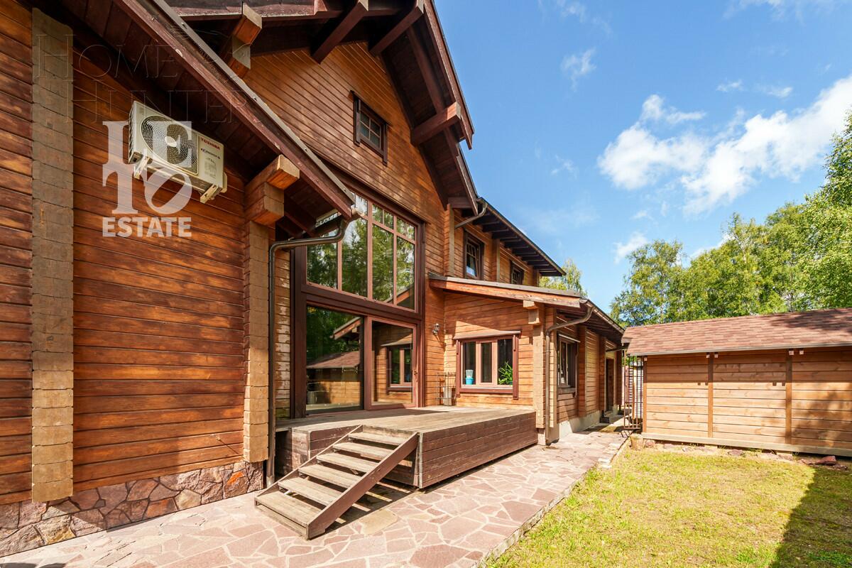 2-этажный коттедж 600 м² с отделкой