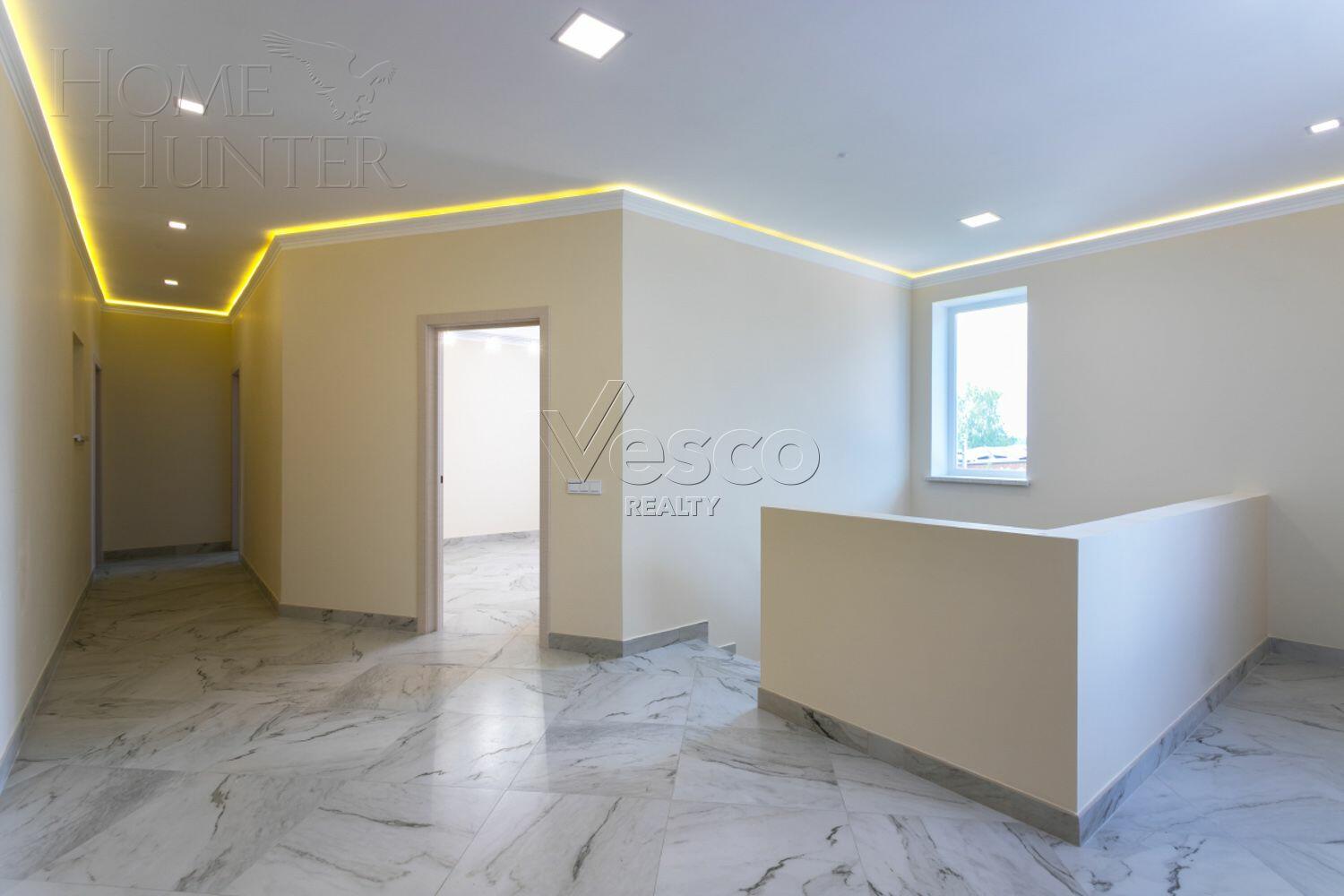 2-этажный коттедж 450 м² с отделкой