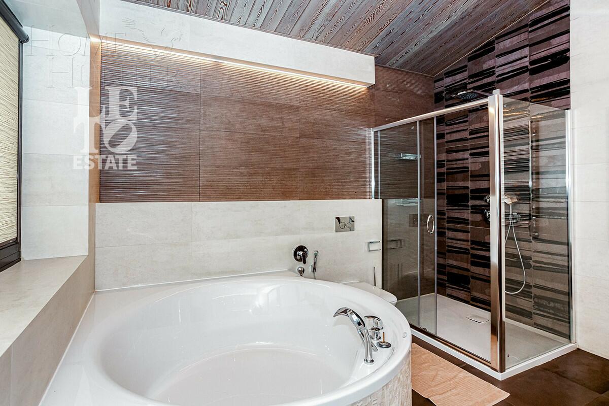 2-этажный коттедж 302 м² с отделкой