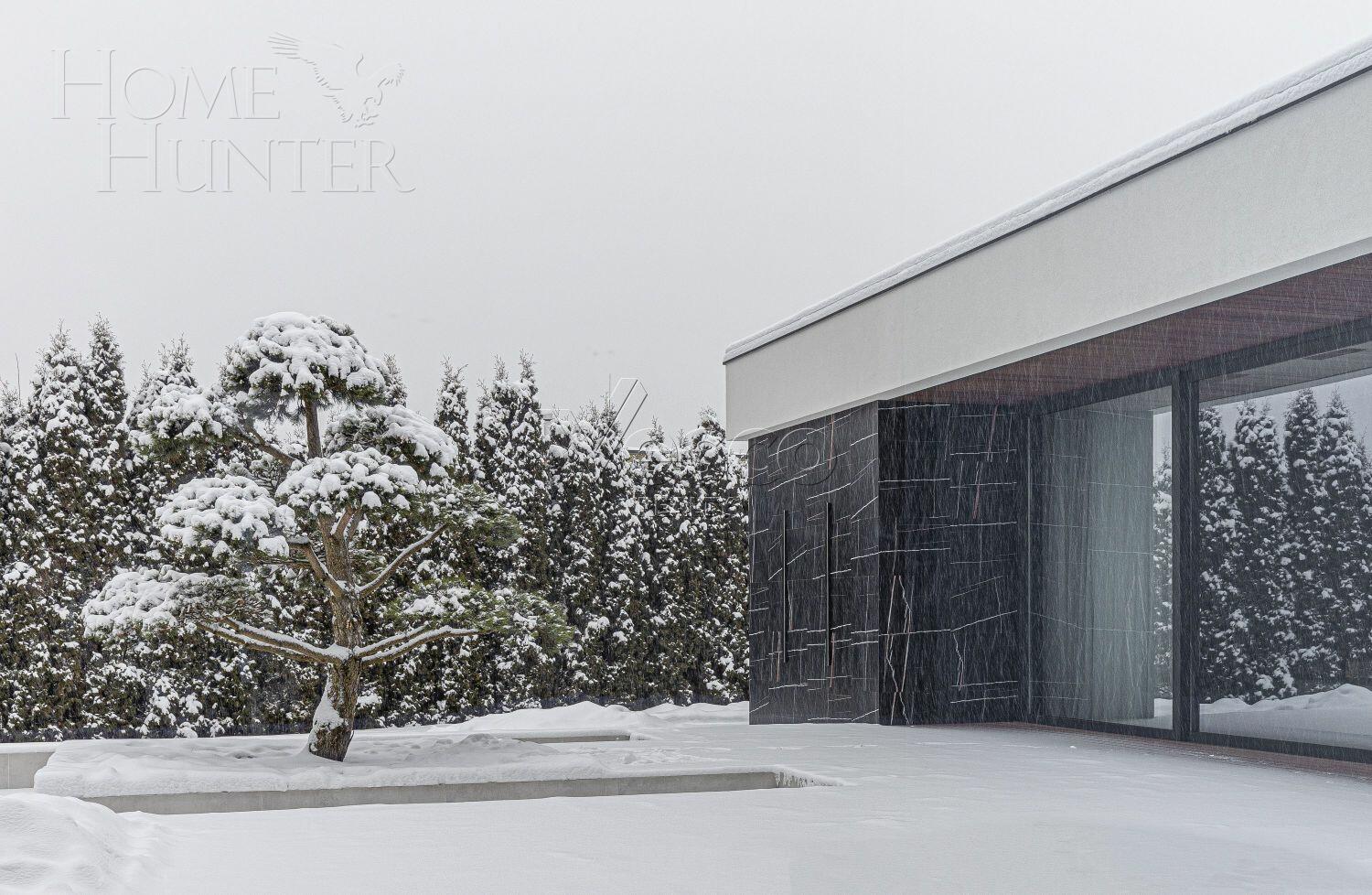 2-этажный коттедж 1 066 м² с отделкой