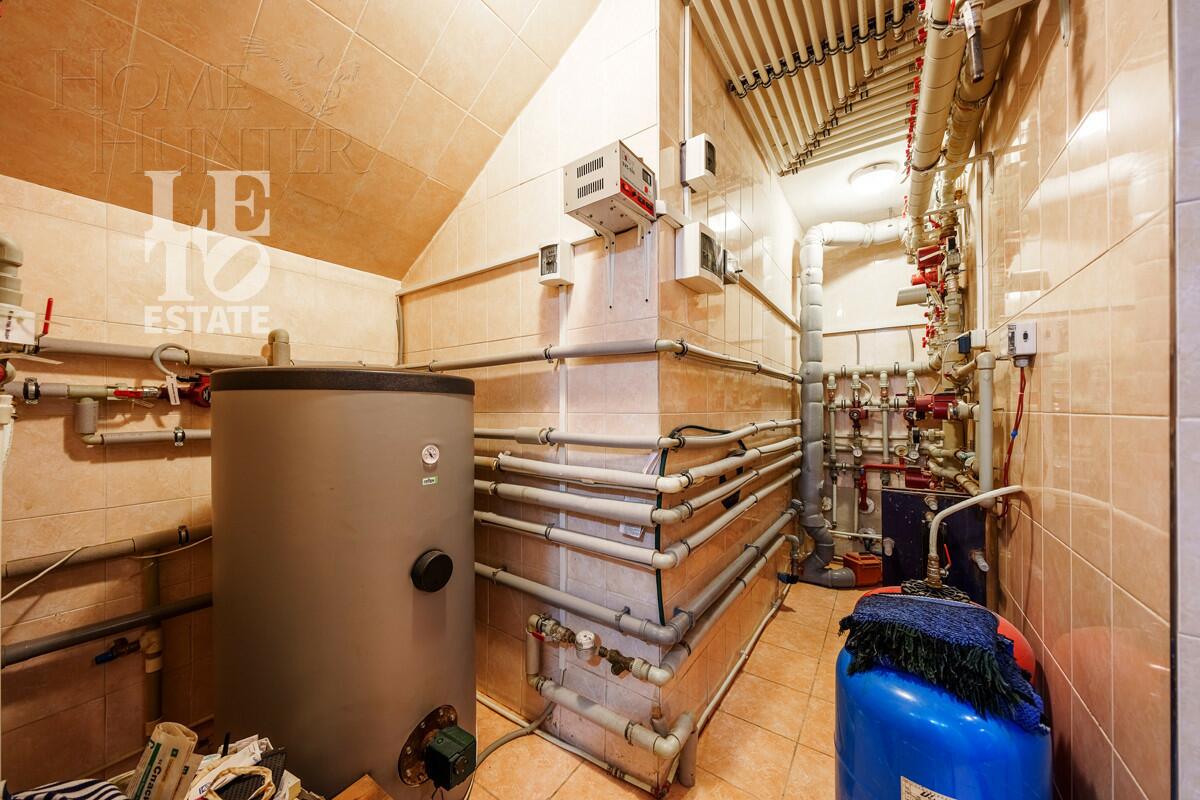 3-этажный коттедж 384.4 м² с отделкой