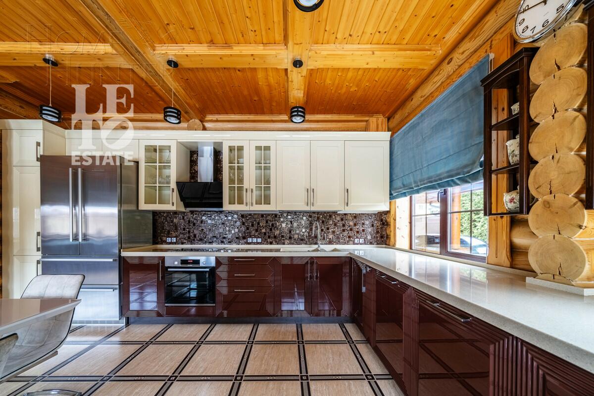 2-этажный коттедж 680 м² с отделкой