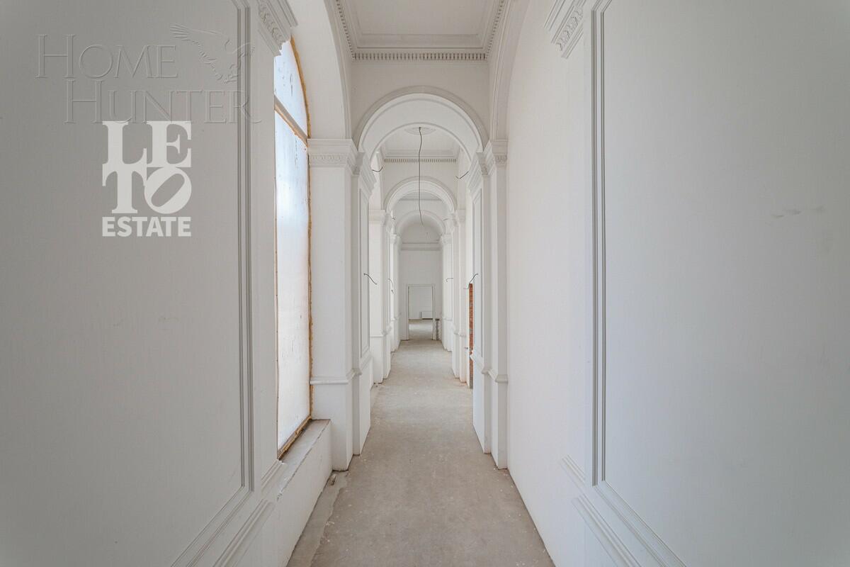 3-этажный коттедж 4 000 м² с отделкой