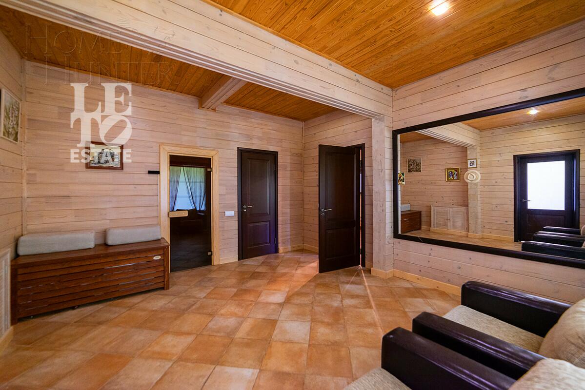 2-этажный коттедж 350 м² с отделкой