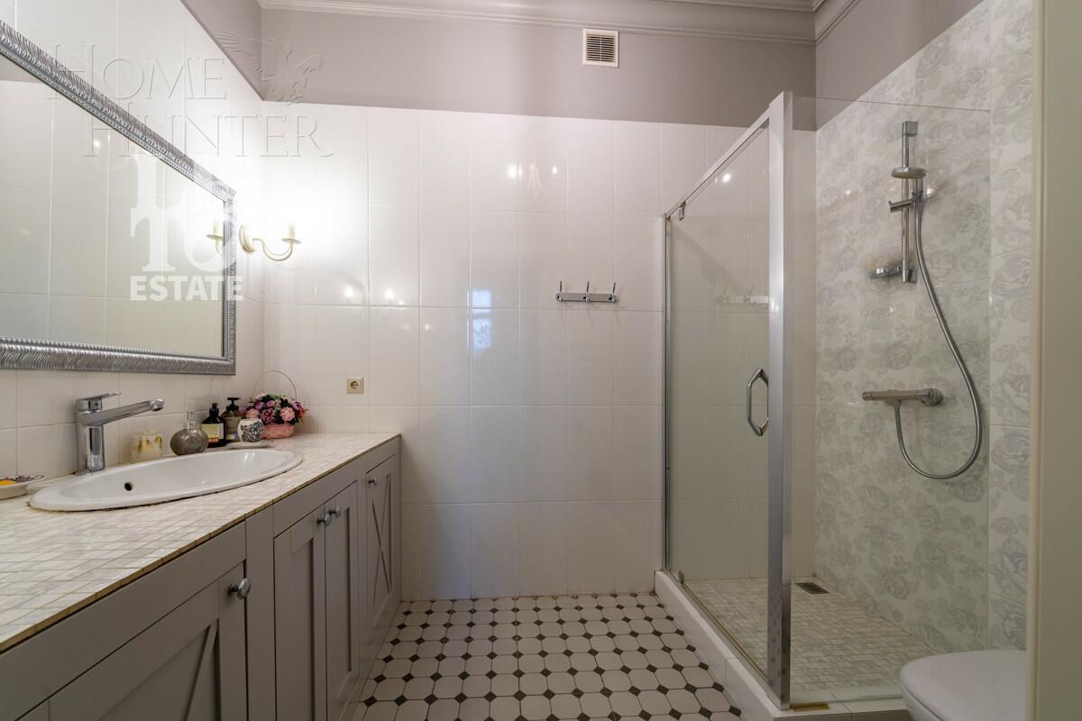 2-этажный коттедж 360 м² с отделкой