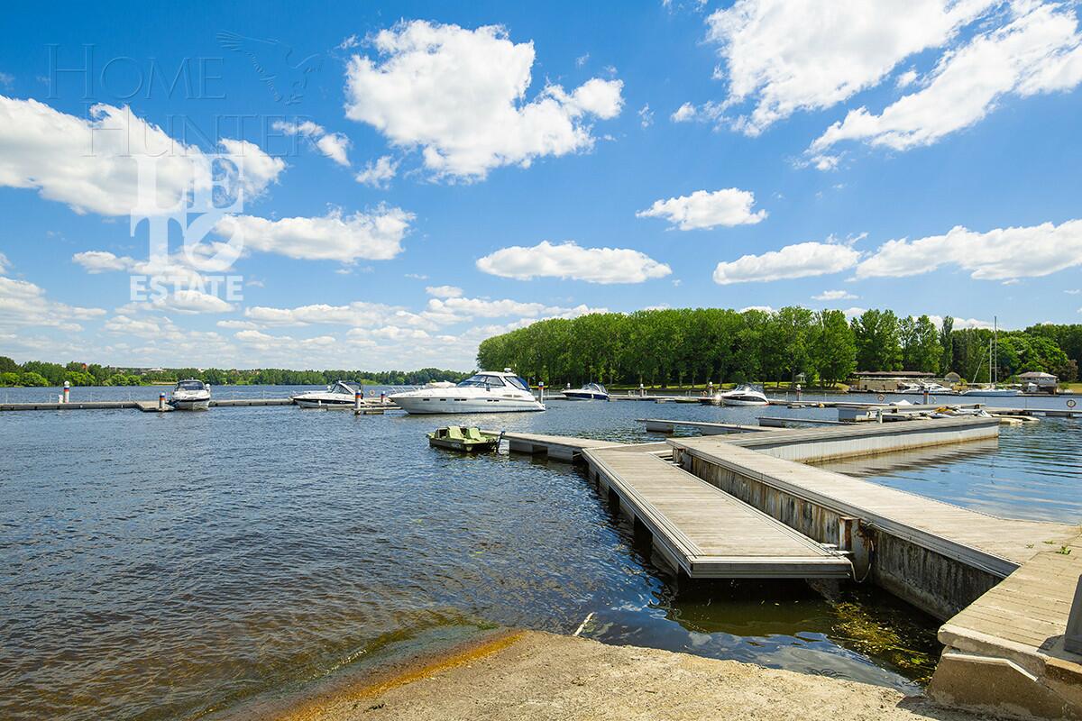 3-этажный коттедж 384.4 м² с отделкой