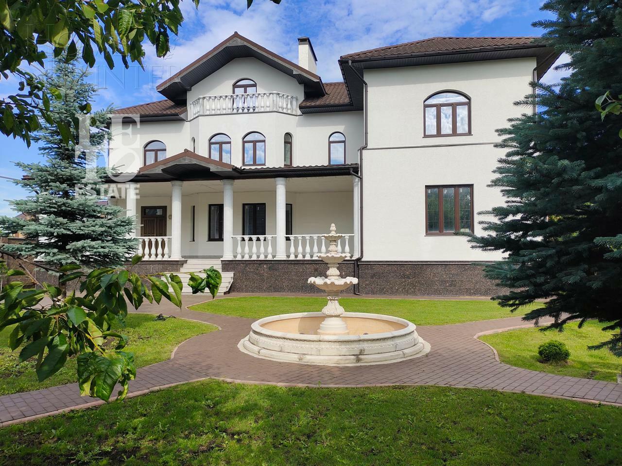 2-этажный коттедж 1 350 м² без отделки