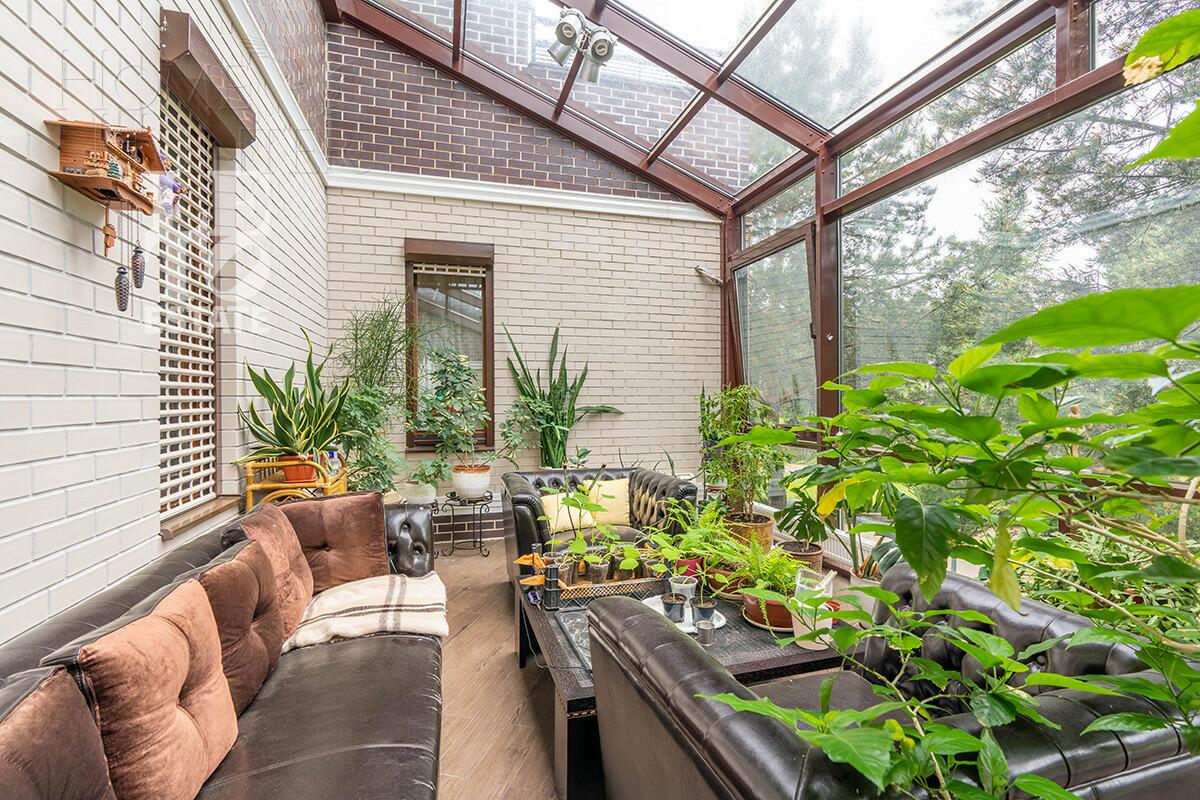 2-этажный коттедж 841 м² с отделкой