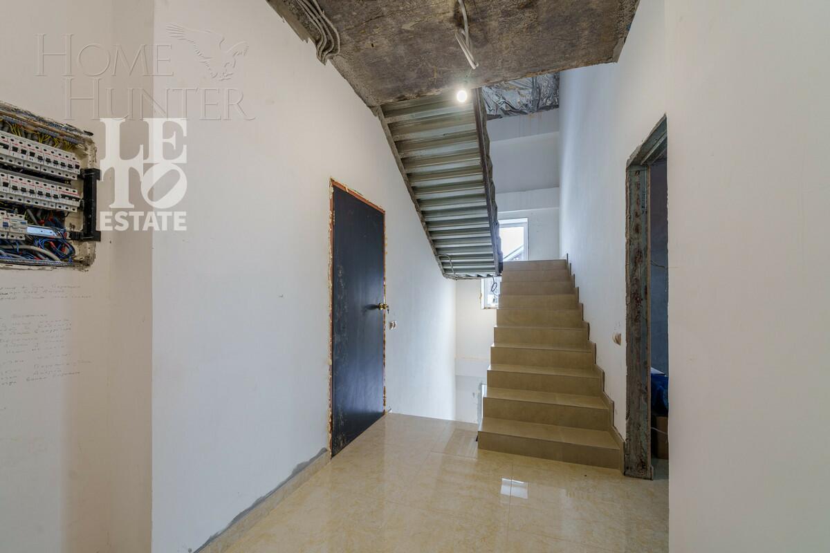 2-этажный коттедж 300.2 м² без отделки