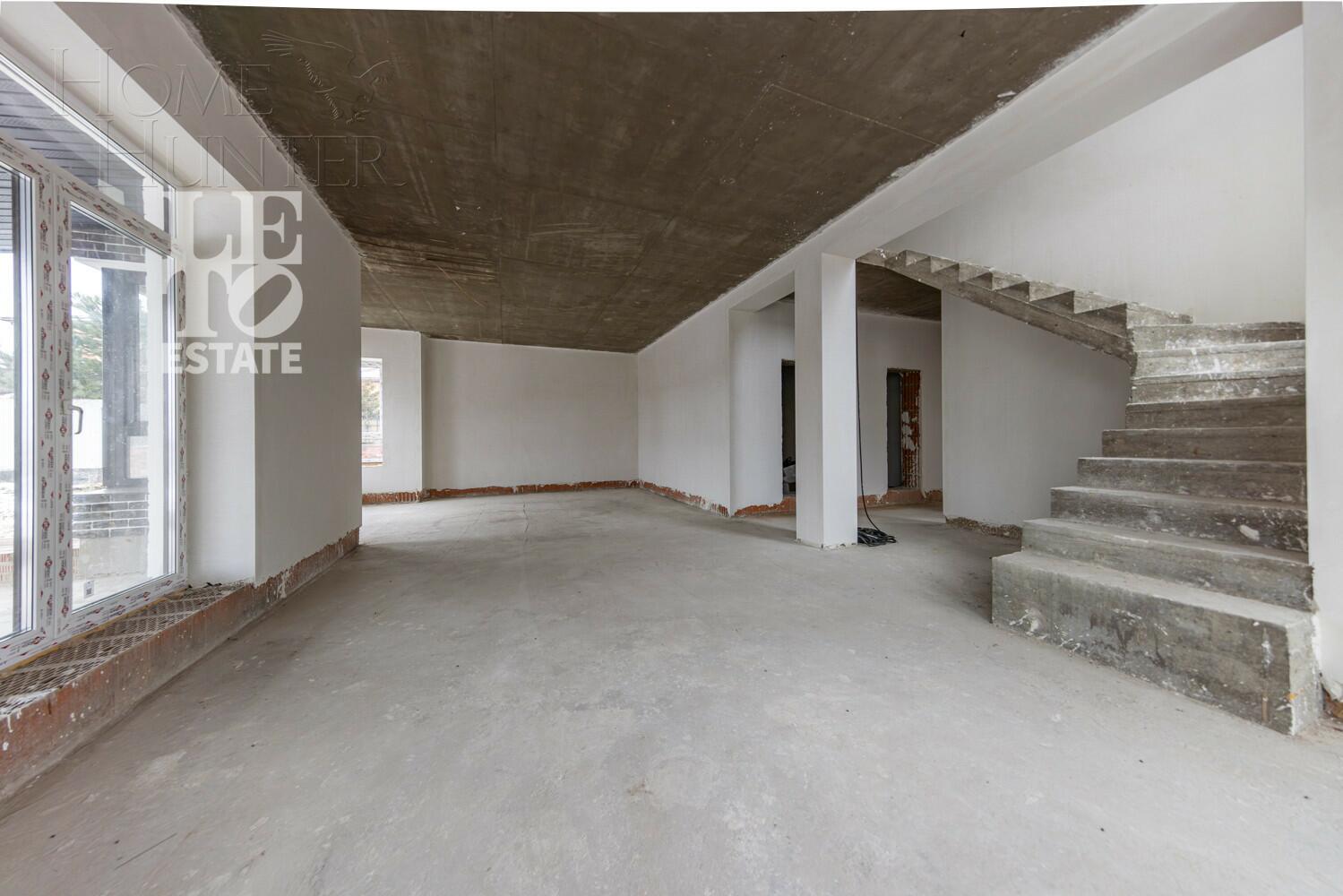 2-этажный коттедж 240 м² без отделки