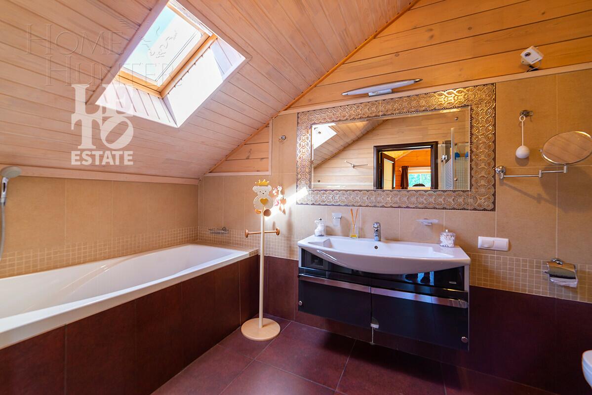 2-этажный коттедж 350 м² с отделкой