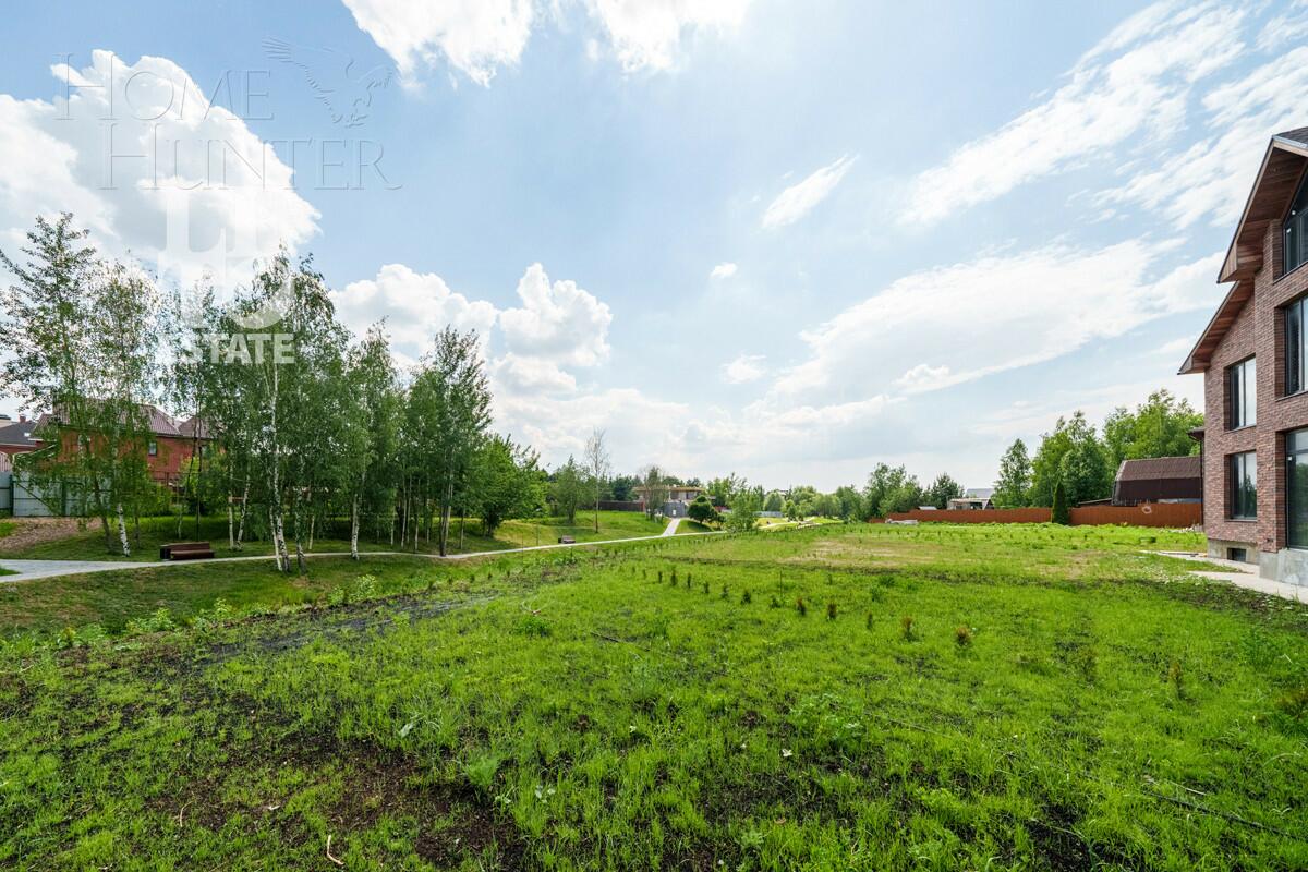 2-этажный коттедж 398.2 м² без отделки