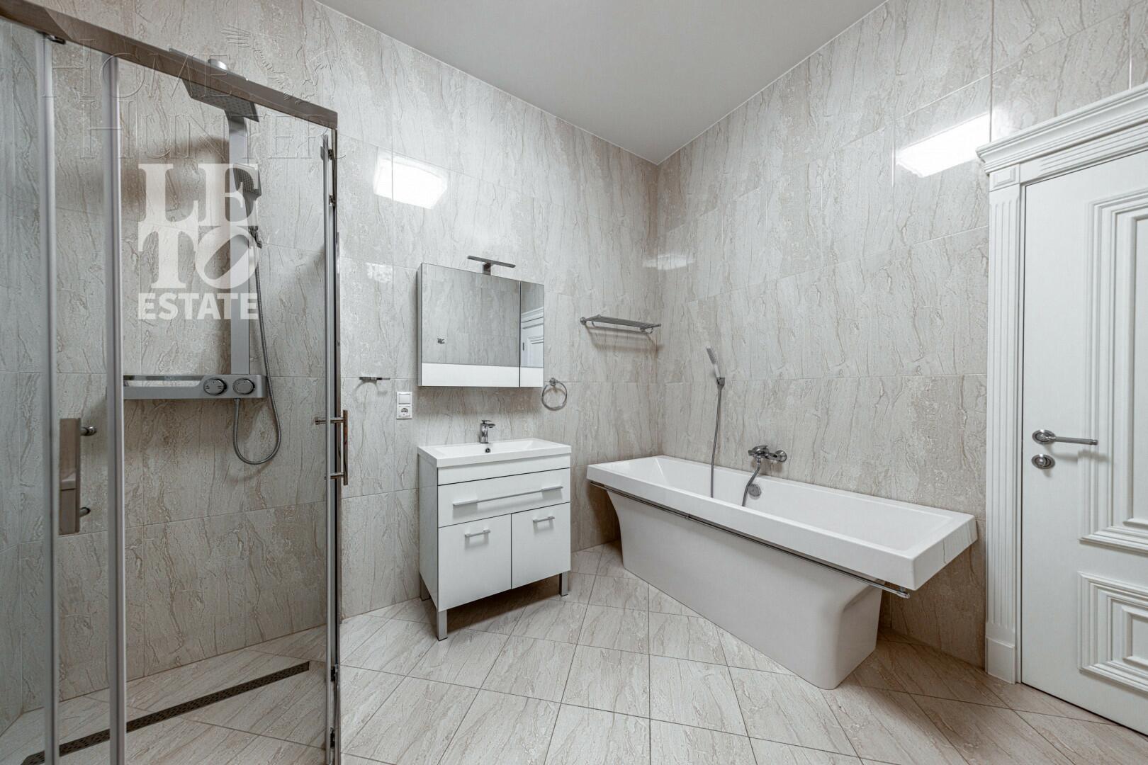 1-этажный коттедж 328 м² с отделкой