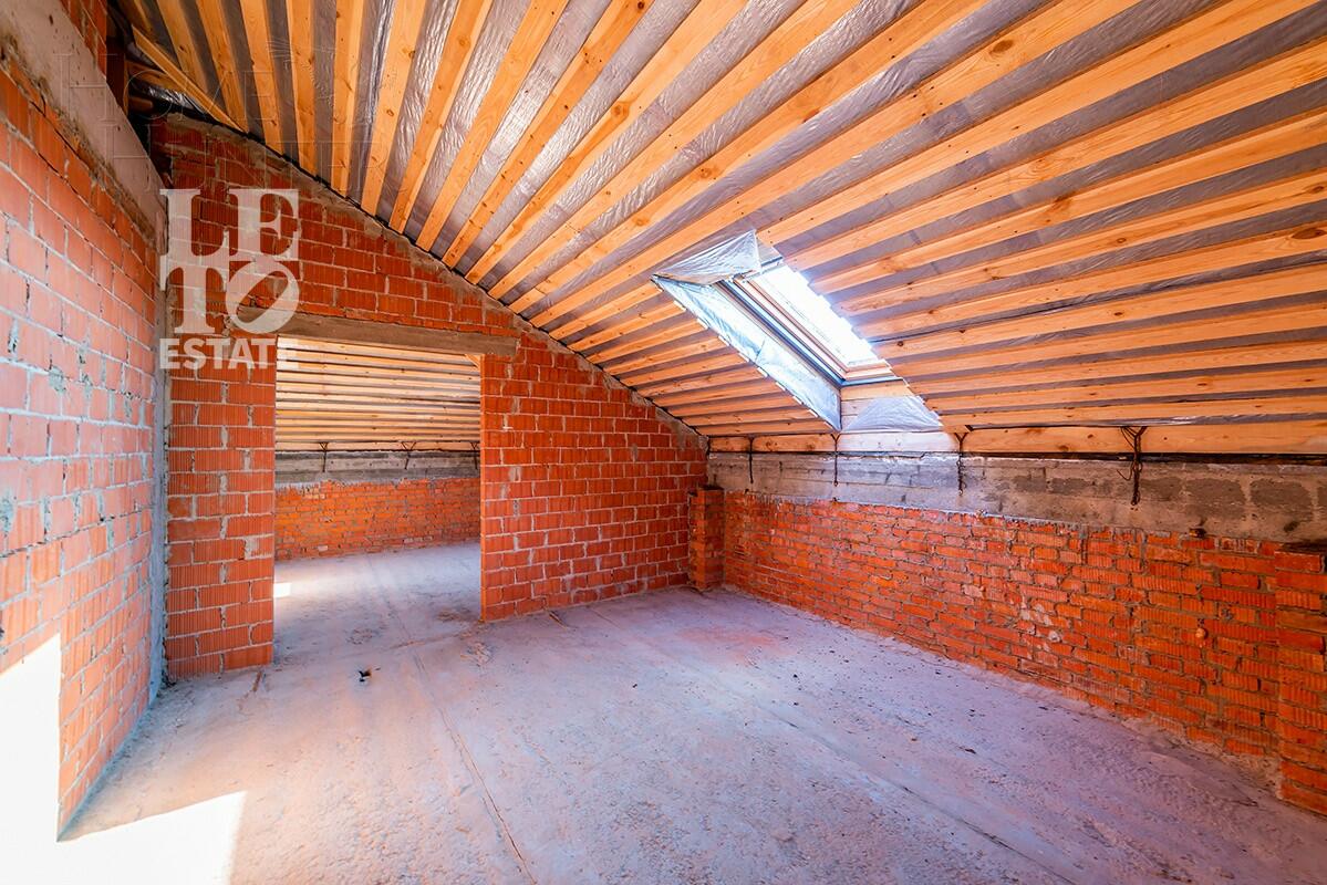 2-этажный коттедж 1 050 м² без отделки