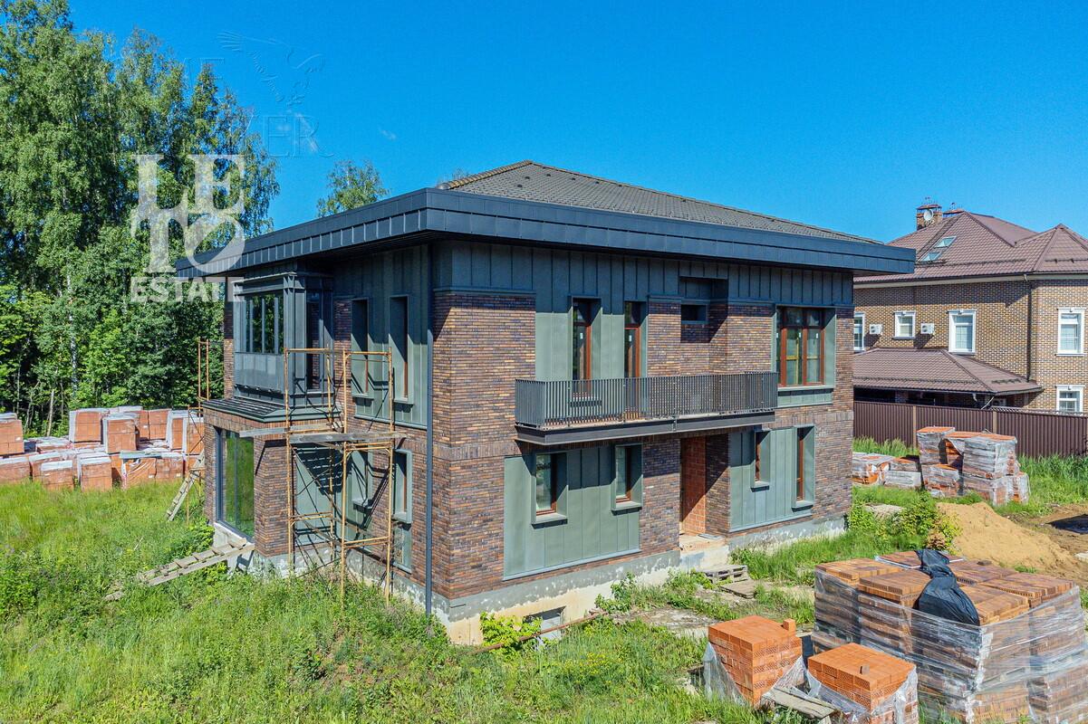 2-этажный коттедж 498 м² без отделки