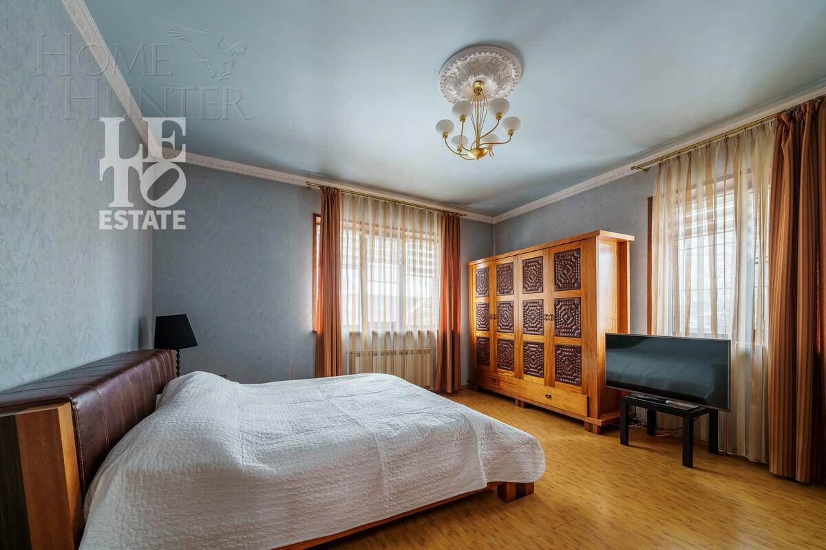 2-этажный коттедж 553.8 м² с отделкой