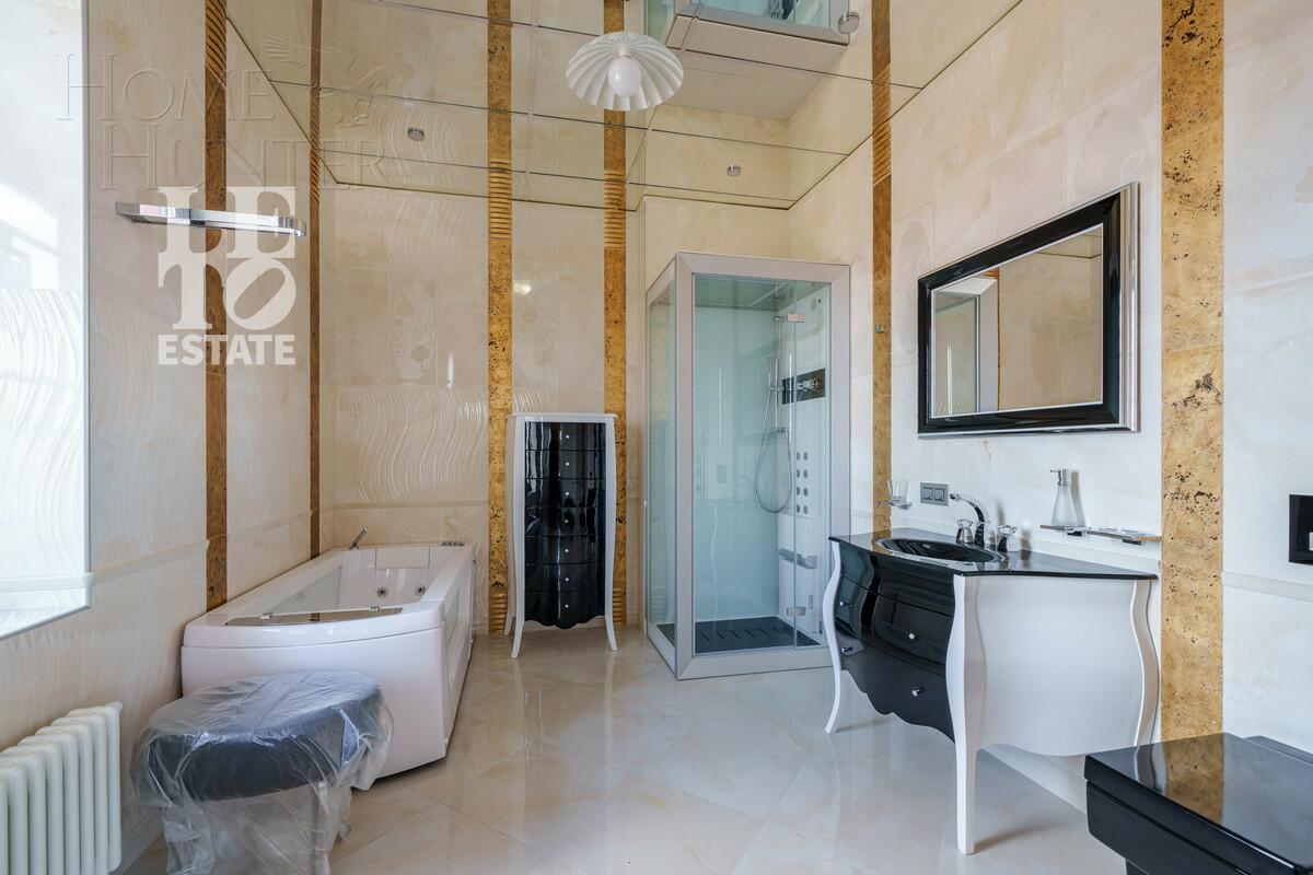 2-этажный коттедж 745 м² с отделкой