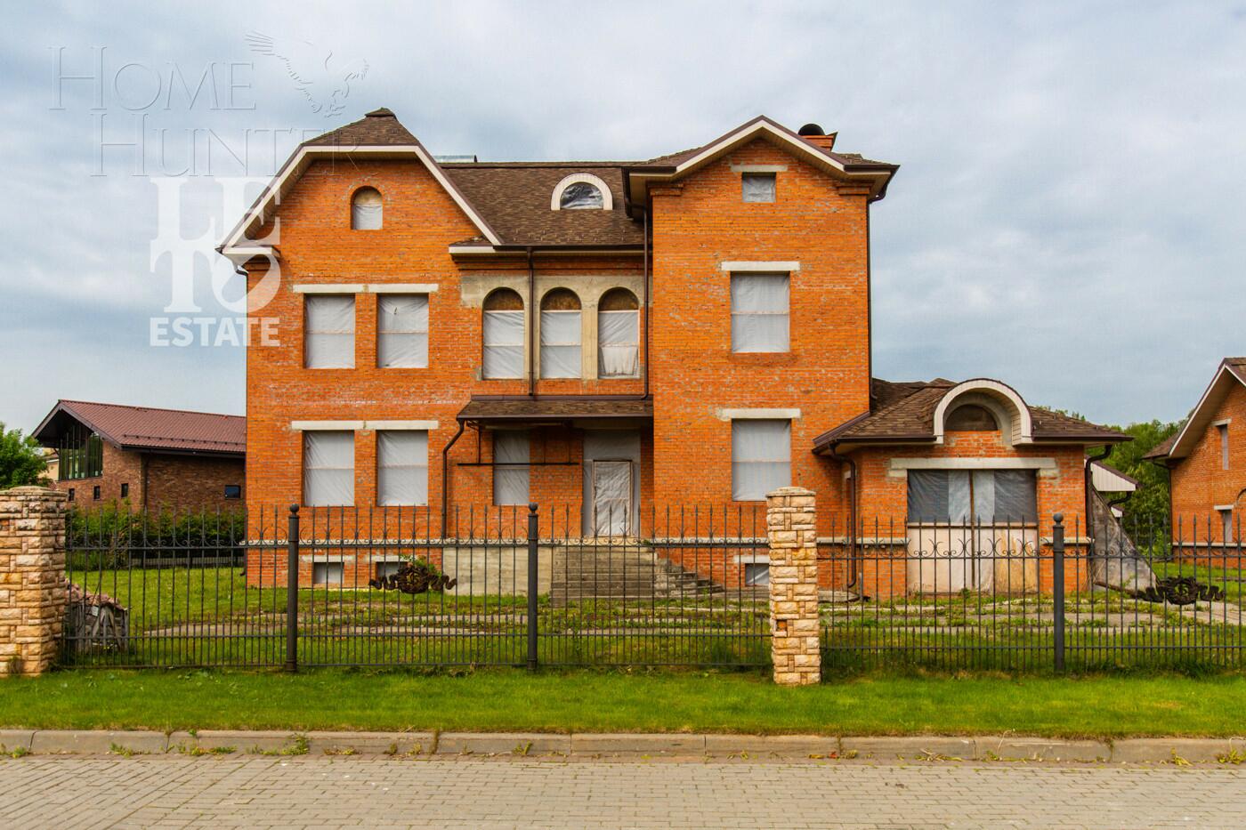 2-этажный коттедж 785 м² без отделки