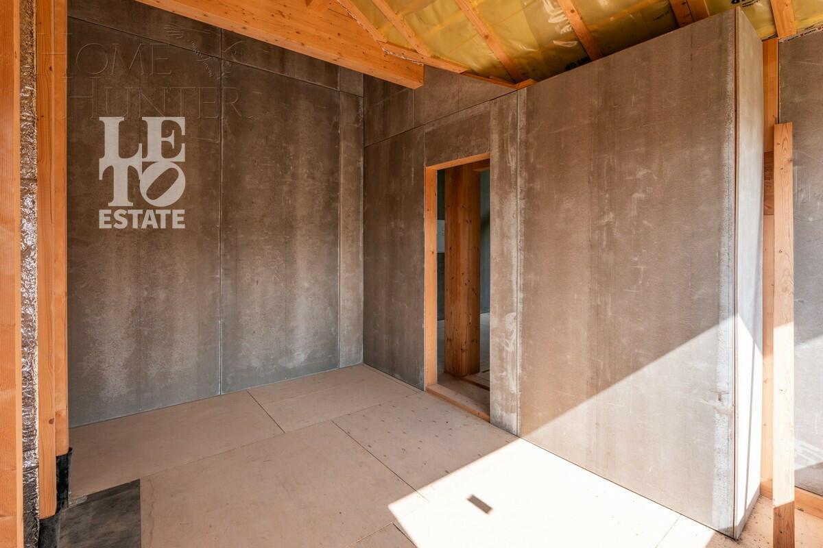 2-этажный коттедж 322.2 м² без отделки