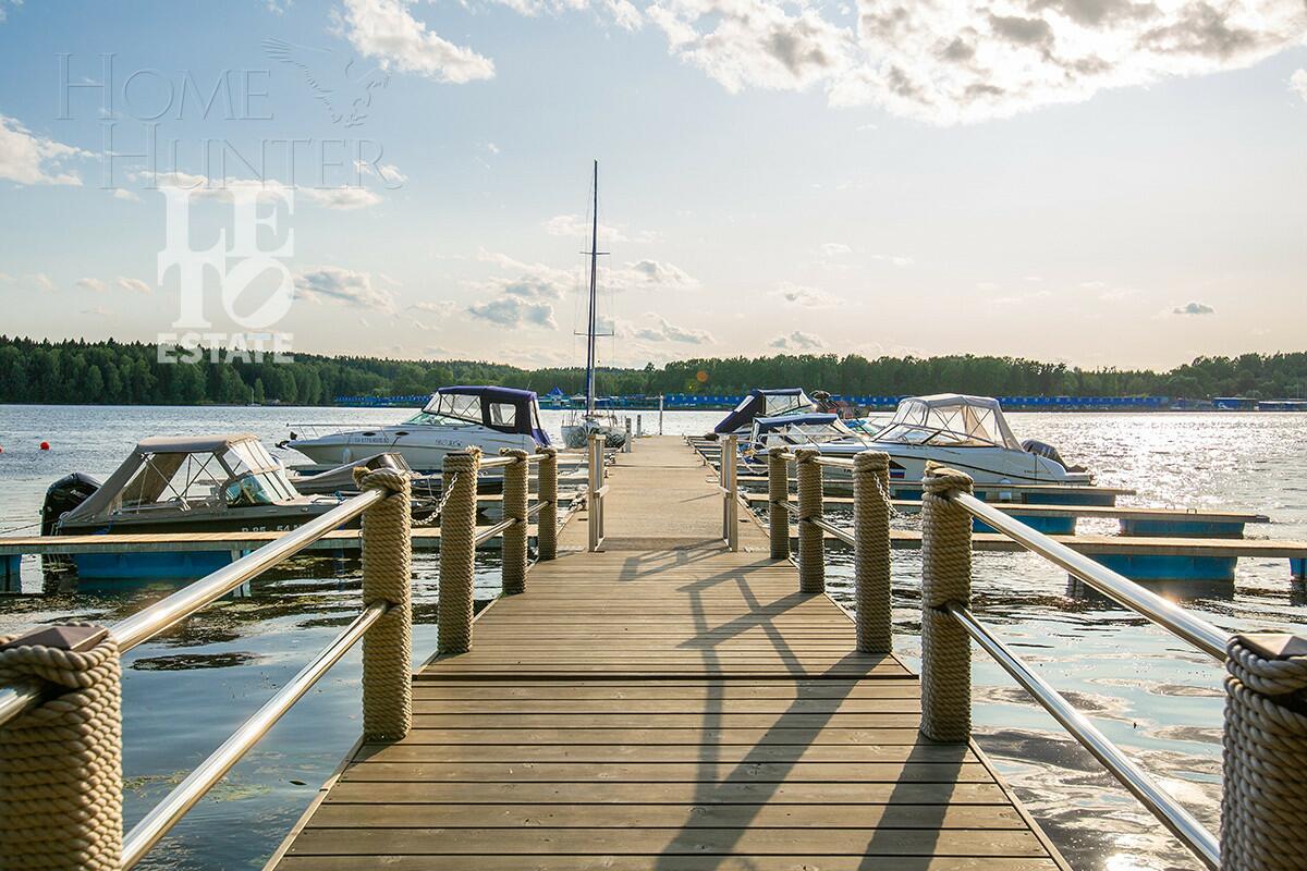 2-этажный коттедж 439 м² с отделкой