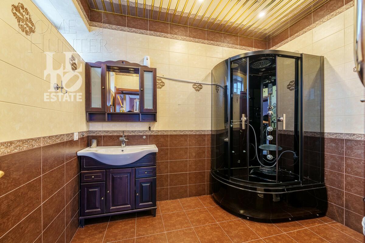 2-этажный коттедж 553.8 м² с отделкой