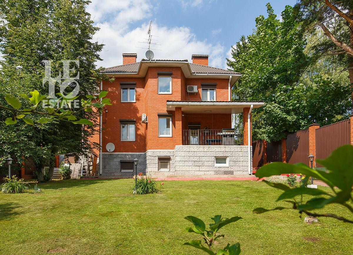 3-этажный коттедж 406 м² с отделкой