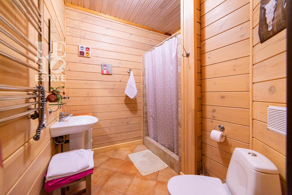 2-этажный коттедж 350 м² с отделкой