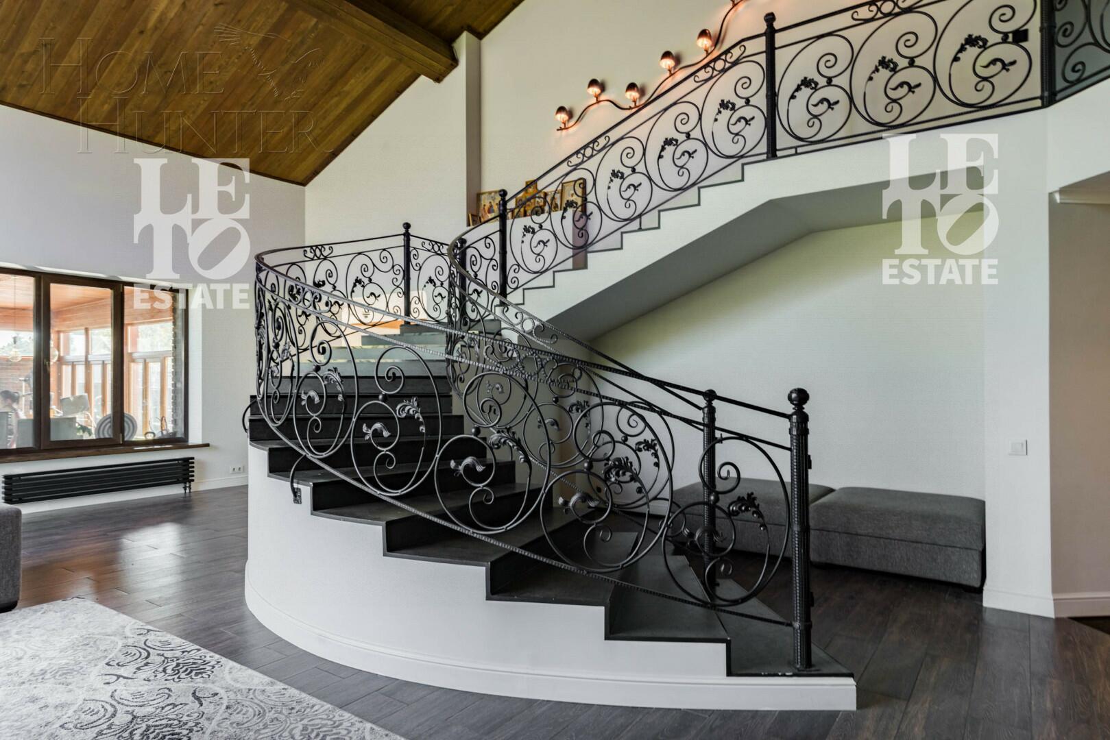 2-этажный коттедж 495.7 м² с отделкой