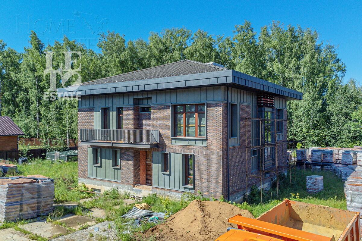 2-этажный коттедж 498 м² без отделки