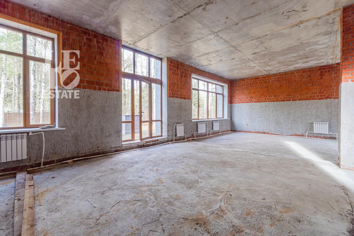 2-этажный коттедж 265 м² без отделки