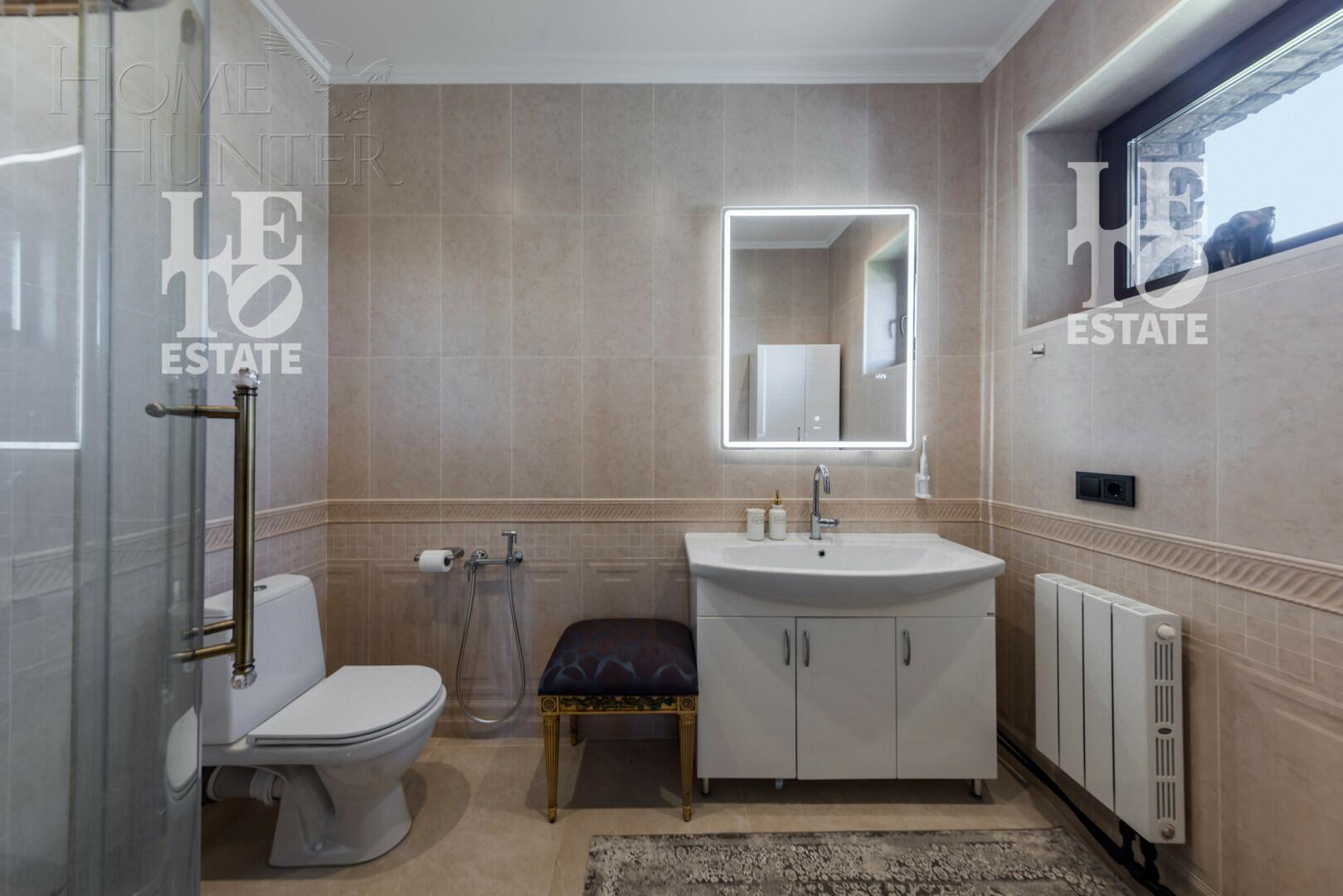 2-этажный коттедж 495.7 м² с отделкой