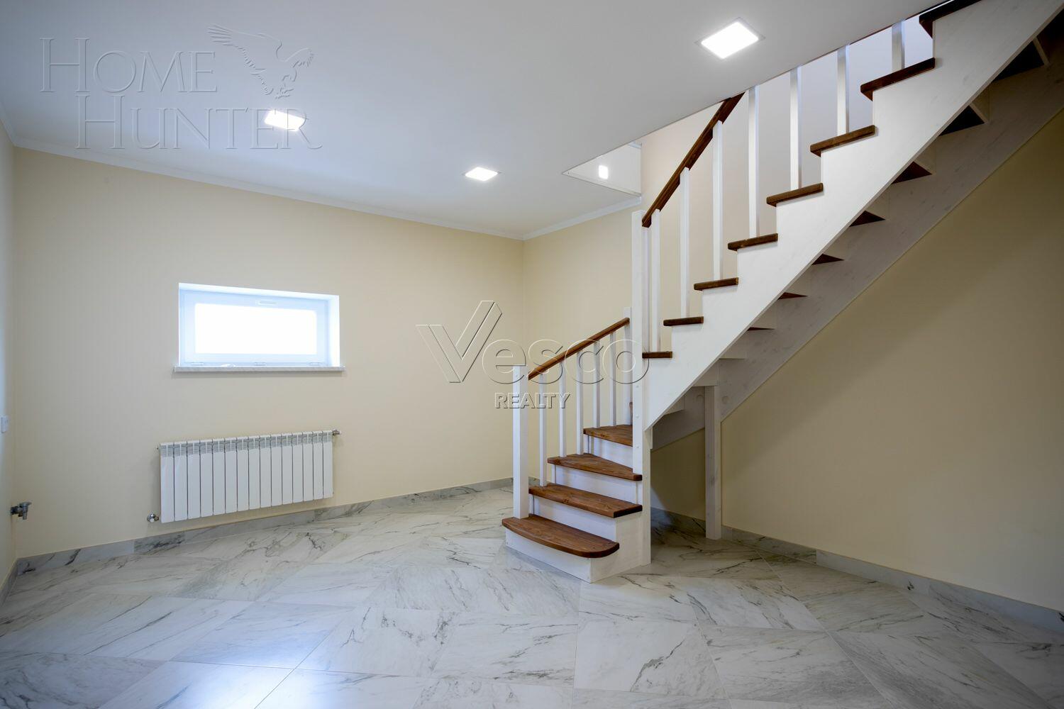 2-этажный коттедж 450 м² с отделкой