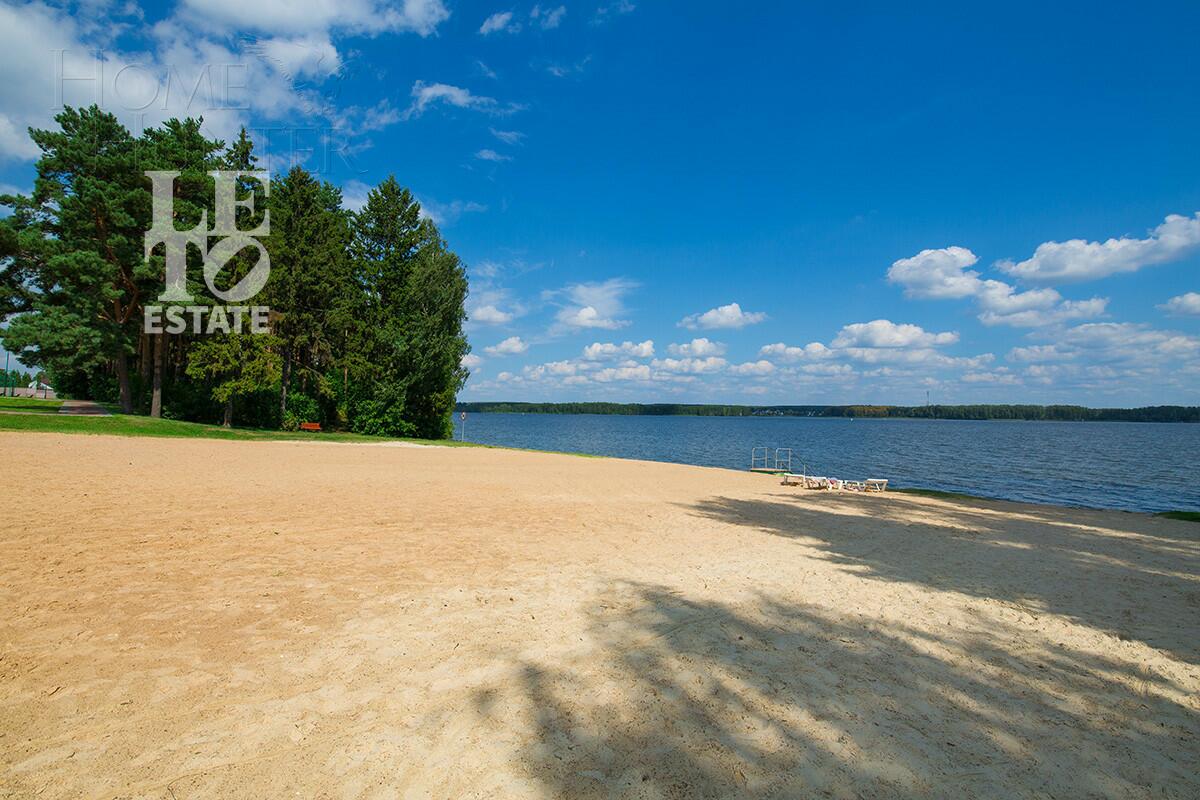 2-этажный таунхаус 200 м² с отделкой