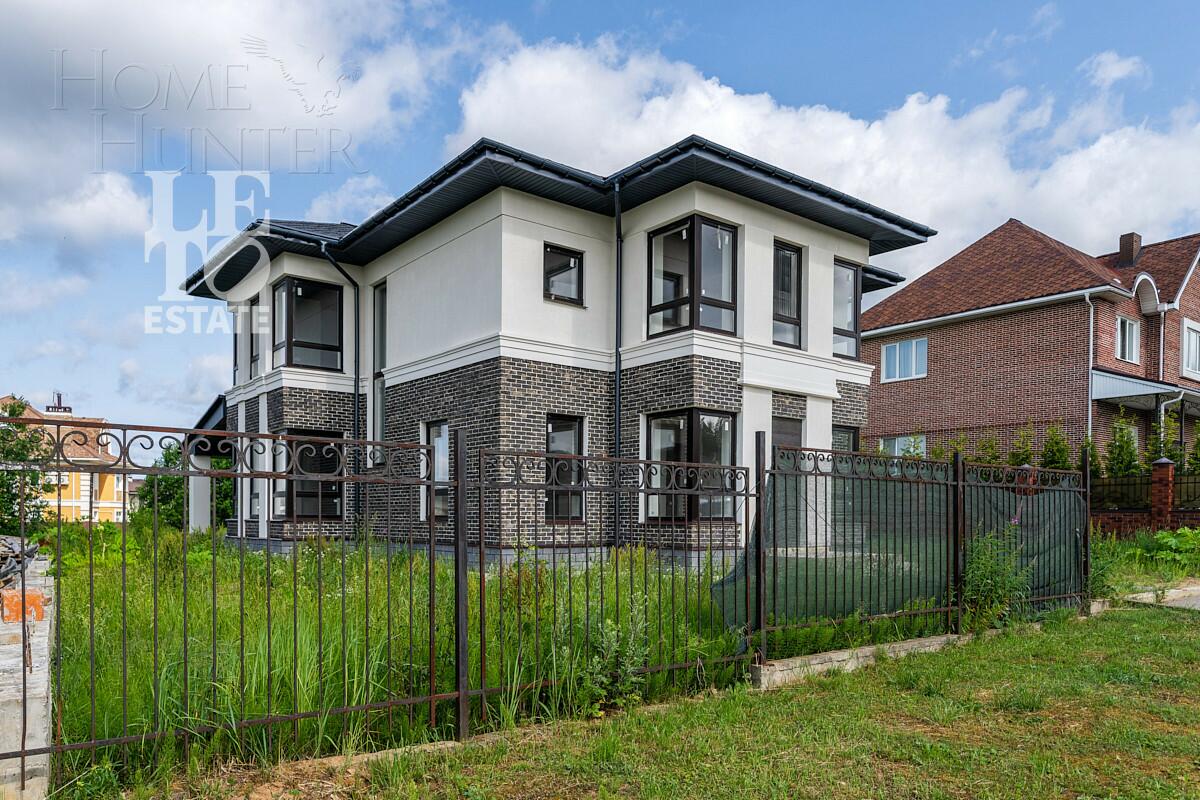 2-этажный коттедж 240 м² без отделки