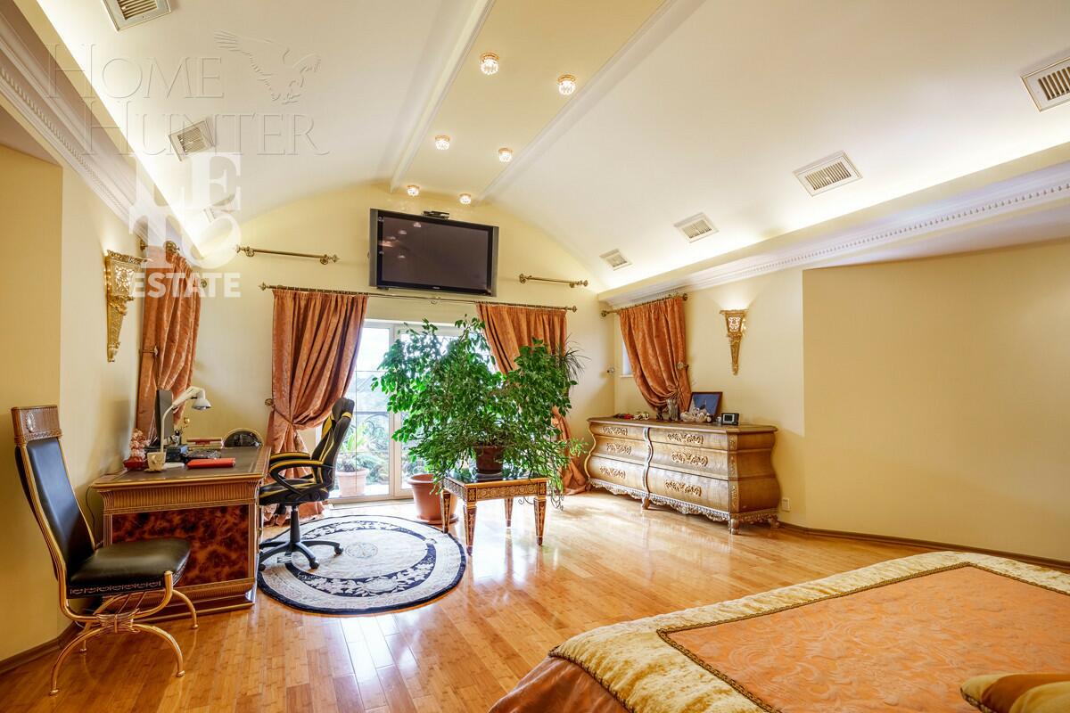 3-этажный коттедж 384.4 м² с отделкой