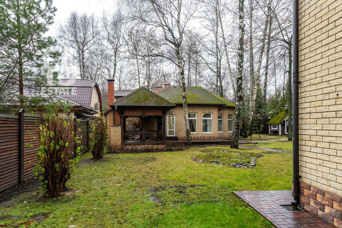 2-этажный коттедж 541 м² с отделкой