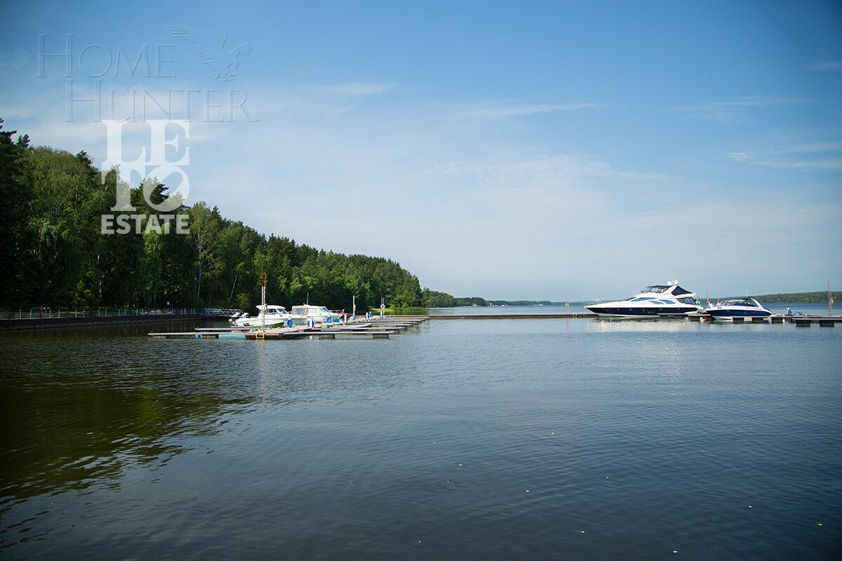 2-этажный коттедж 785 м² без отделки