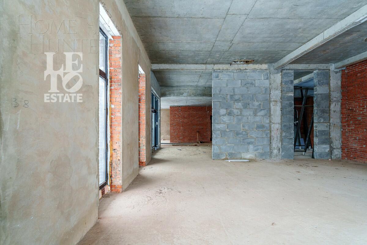 2-этажный коттедж 691.4 м² без отделки