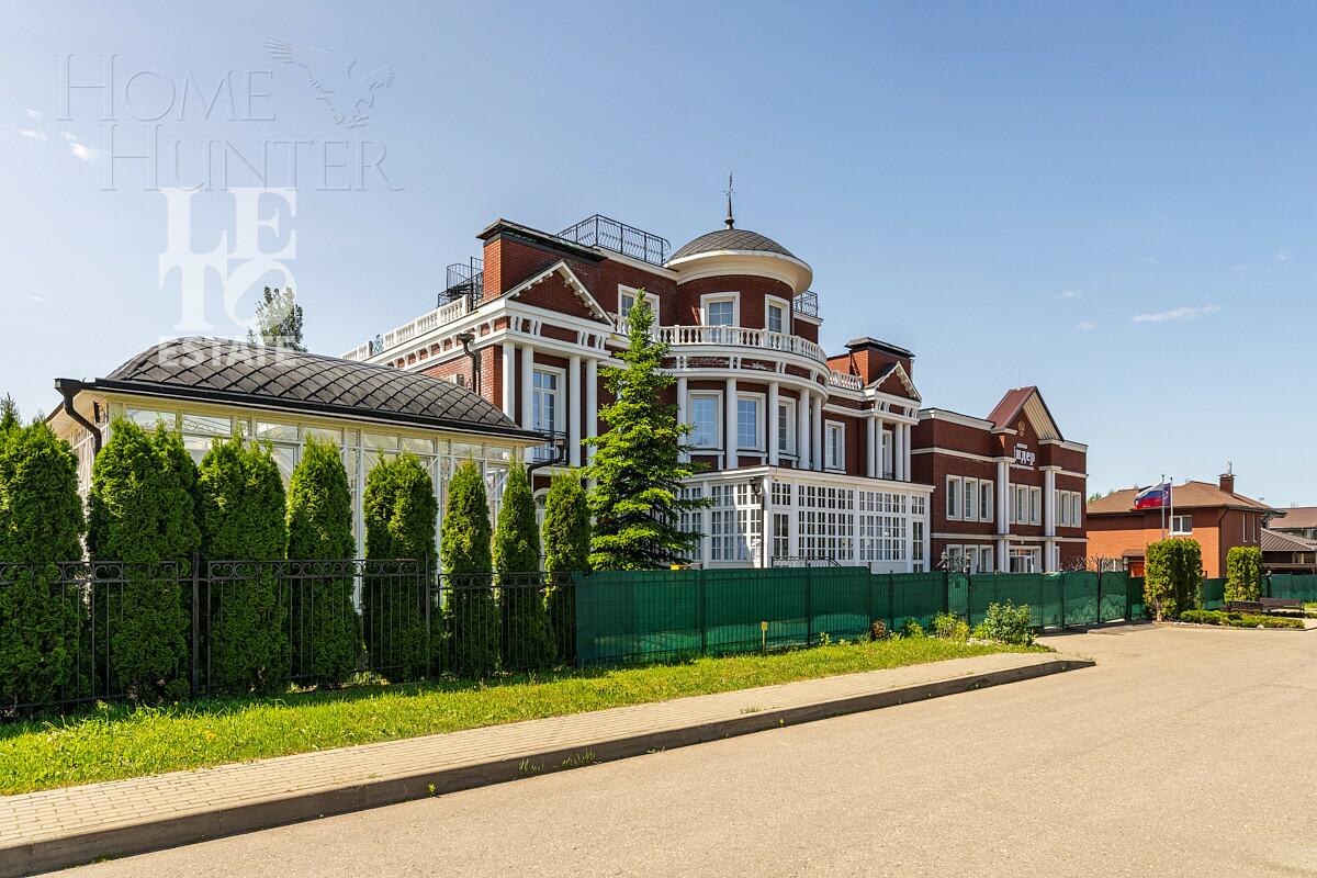 2-этажный коттедж 240 м² без отделки